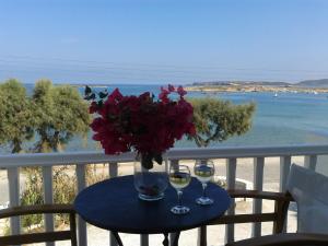 Roussos Beach Hotel Paros Greece