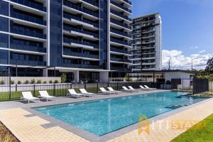 Posh in Phillip - 2bd 2bth Apt