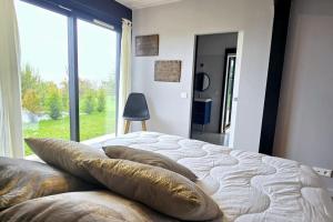 Villas Magnifique Villa Vue Lac : photos des chambres