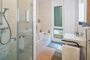 Apartment am Großen Garten - Terrasse & Parkplatz -8 Personen