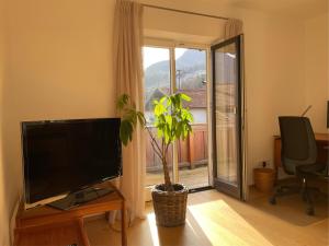 Haus KaiserInn - komfortable Wohnung 82 qm TOP ausgestattet, 2 Schlafzimmer mit Balkon und Bergblick