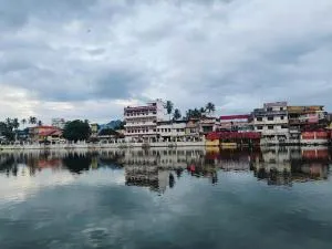 VASUDEVA VILASAM Health Retreat - Chacka