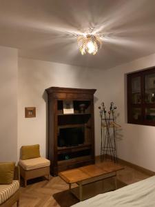 Appartements Charmant appartement sur cour, Le Cerisier : photos des chambres