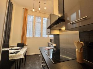 Appartements Luengoni - 1 chambre - Wifi - Proche Parc Thermal - 2 personnes : photos des chambres