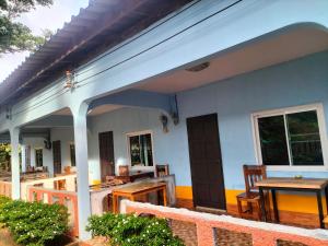 Lanta Blue House