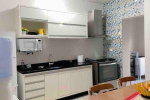 Apto Familiar em ótima praia!