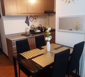 Arezzo Place Davao - Condo Rentals WITH FREE POOL, 200MBPS CONNECTION