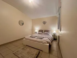 Charmante maison Cosy Saint Médard de Guizières - Camps