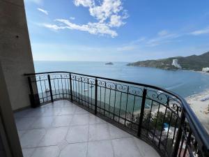 El Peñon del Rodadero - Apto 1303A