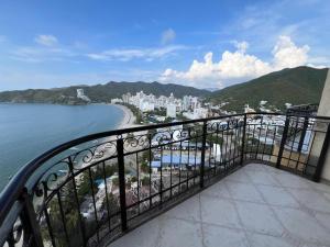 El Peñon del Rodadero - Apto 1303A