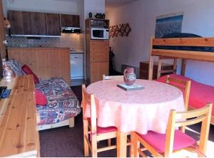Appartements Studio 2 a 4 pers proximite immediate du centre : photos des chambres