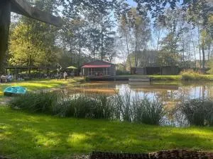 Unieke chalet aan het water - Lille