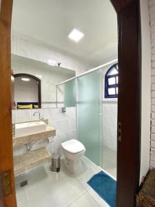 CASA PARATY · linda piscina, bilhar, campo de futebol, em condomínio