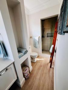 Chantelly seefront apartment