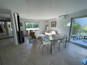 Sète, Villa 4 étoiles avec piscine à deux pas de la plage !