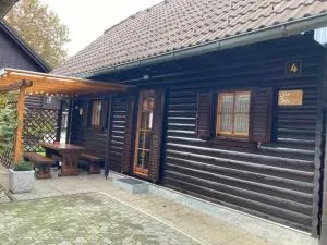 Hiška Marjetica - Pristava pri Mestinju