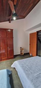 Casa em Condomínio na frente a Praia Grande