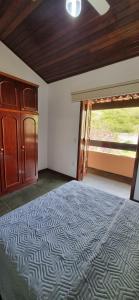 Casa em Condomínio na frente a Praia Grande