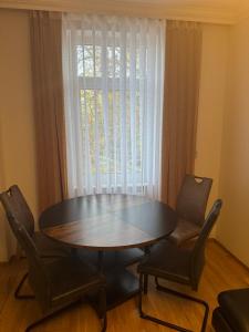 Zentrale 3 Zimmerwohnung mit kostenlosem Stellplatz