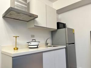 Azure Playfull Living 1 bedroom