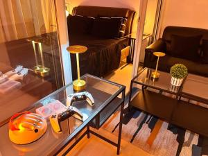 Azure Playfull Living 1 bedroom