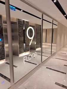 Anika Luxury apartment at Diamond center