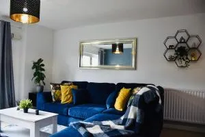 Luxurious & Spacious 2 bed Apartment in Milton Keynes - Great Linford