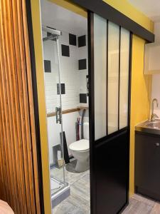 Maison-studio indépendante calme sur Jardin avec vue Piscine et Oranger