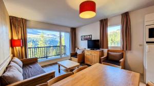 Résidence Les Pleiades - Appartement spacieux · Centre station · Balcon · Parking couvert MAE-7356