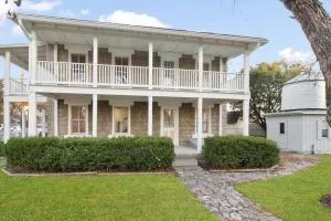 Fritztown1910 - Stonewall