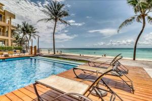 El Faro 402 SURF ocean view 2 bedroom condo