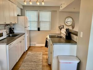 Davenport Dwellings-Two Bedroom Close to UNMC