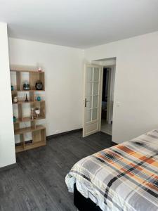 Maison avec Jardin Bron Centre Proche EUREXPO