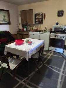 Seosko turisticko domacinstvo Nikolic-Zivkovic selo Ljubatovica