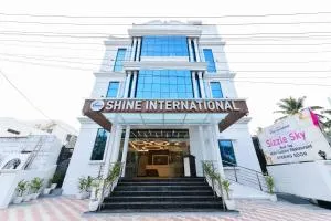 Hotel Shine International - Pāndavapura