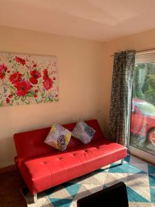 Spacious romantic party cottage with log burner and Ultrafast Fibre near pub Pet friendly