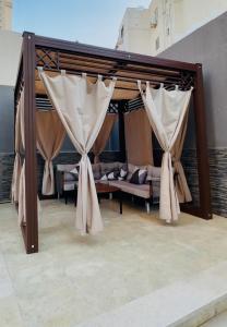 Lux private home Sheikh zayed