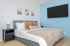 Sunny Haven 619 1BR Townhome in Fort Walton