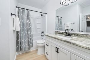 Sunny Haven 619 1BR Townhome in Fort Walton