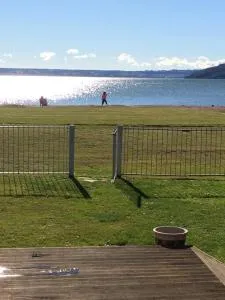 Beautiful Lakefront Location - Rotokawa