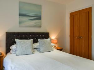 Oak Cottage - Uk48269