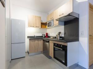 Appartements A Loudenvielle, T2 moderne, proche telecabine, parking, wifi - FR-1-695-61 : photos des chambres