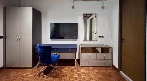 Brown Brick Thonglor - Green Greenery Room