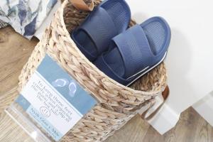 Nyth Glan y Môr, Modern Luxury Lodge with Hot Tub