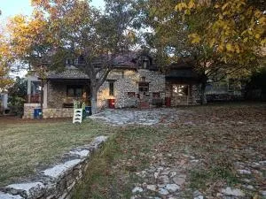 Residence "Ana Pletvarska" - Dunje