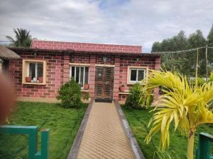 Sivarama garden resort swimming pool&Box cricket night play & stay 7 BHK near bheemili beach road to dorathota vizag