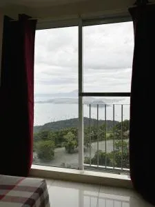 Wind Suites Tagaytay at SMDC - Tabla