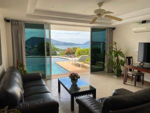 Andaman Hill Pool Seaview