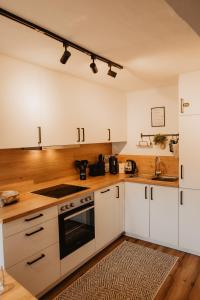 JASTA Homes Mosel, zentral, Netflix, Waschmaschine, Terrasse, Privateingang, Erdgeschoss, ältester Weinort Deutschlands