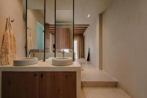 Tesoro Elegant escapes- suites